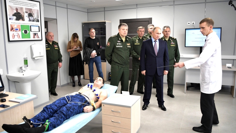 Новые военные разработки представили Путину на форуме «Армия-2019»