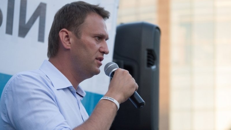 Эксперт назвал дестабилизацию ситуации в РФ основной целью «фабрики троллей» Навального
