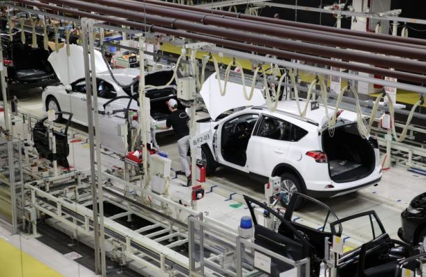 Toyota вложит в развитие завода в Петербурге 20 млрд рублей