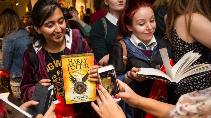 Книги о Гарри Поттере убрали из американской школы из-за «настоящих заклинаний»