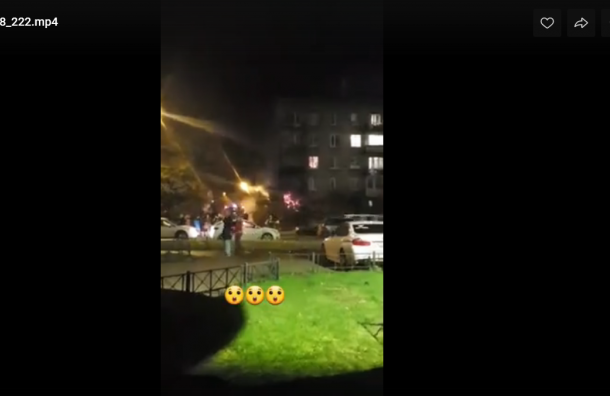 Женщину с ожогами эвакуировали из горящей квартиры на Металлистов