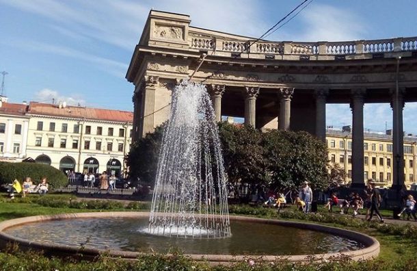 Последний фонтан в Петербурге отключили до наступления весны