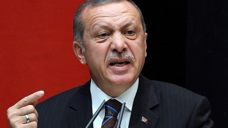 Эрдоган пригрозил Евросоюзу, что откроет границы для сирийских беженцев